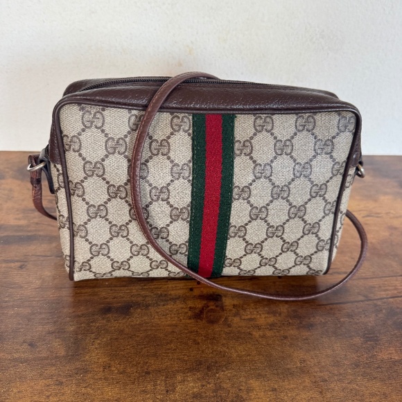 Gucci Sherry Line Vintage Crossbody - Picture 1 of 9